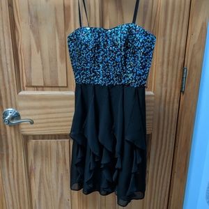 Blue sequined strapless dress